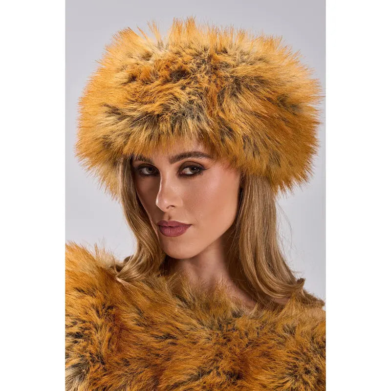 REALLY like THAT FAUX FUR HEADBAND